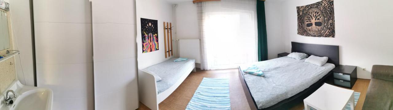 Bike Hostel 斯拉德明 外观 照片